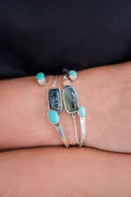 Load image into Gallery viewer, Labradorite Slide Bracelet
